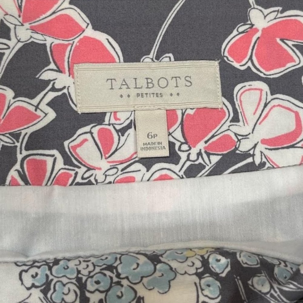 Talbots Cotton Pleated Grey Full Floral Skirt Size 6P - Picture 3 of 3